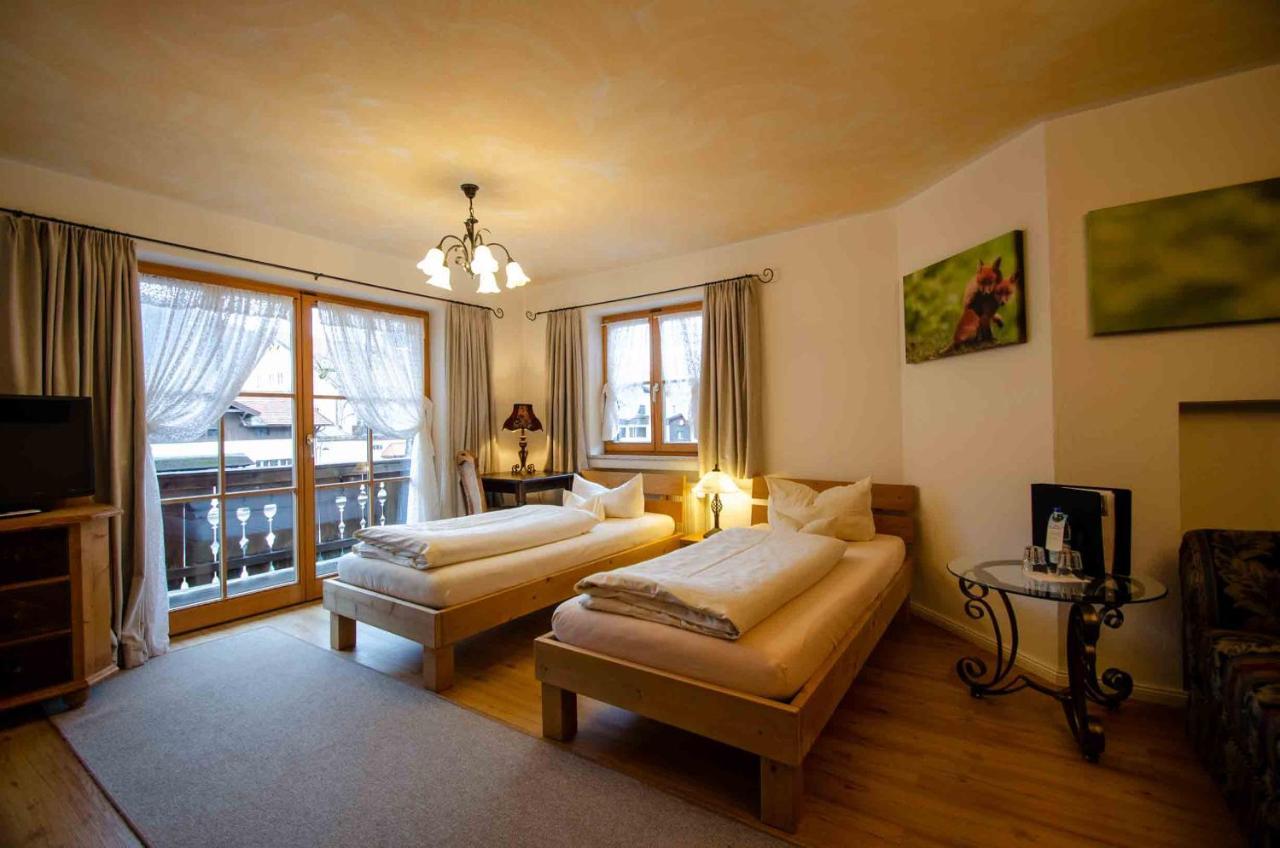 Hotel Ferienhaus Fux Оберамергау Екстериор снимка